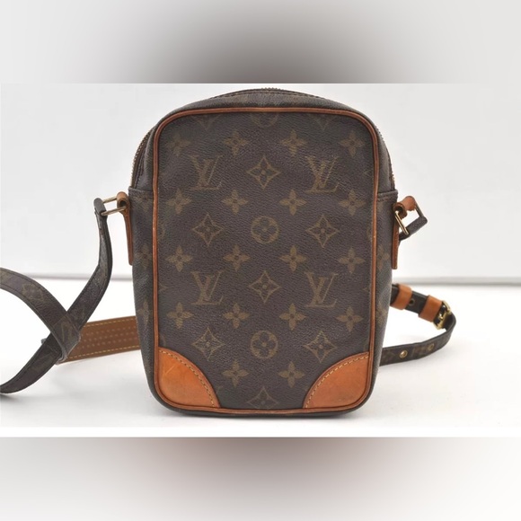 Authentic LOUIS VUITTON AMAZON CROSS BODY SHOULDER BAG MONOGRAM - Picture 3 of 13